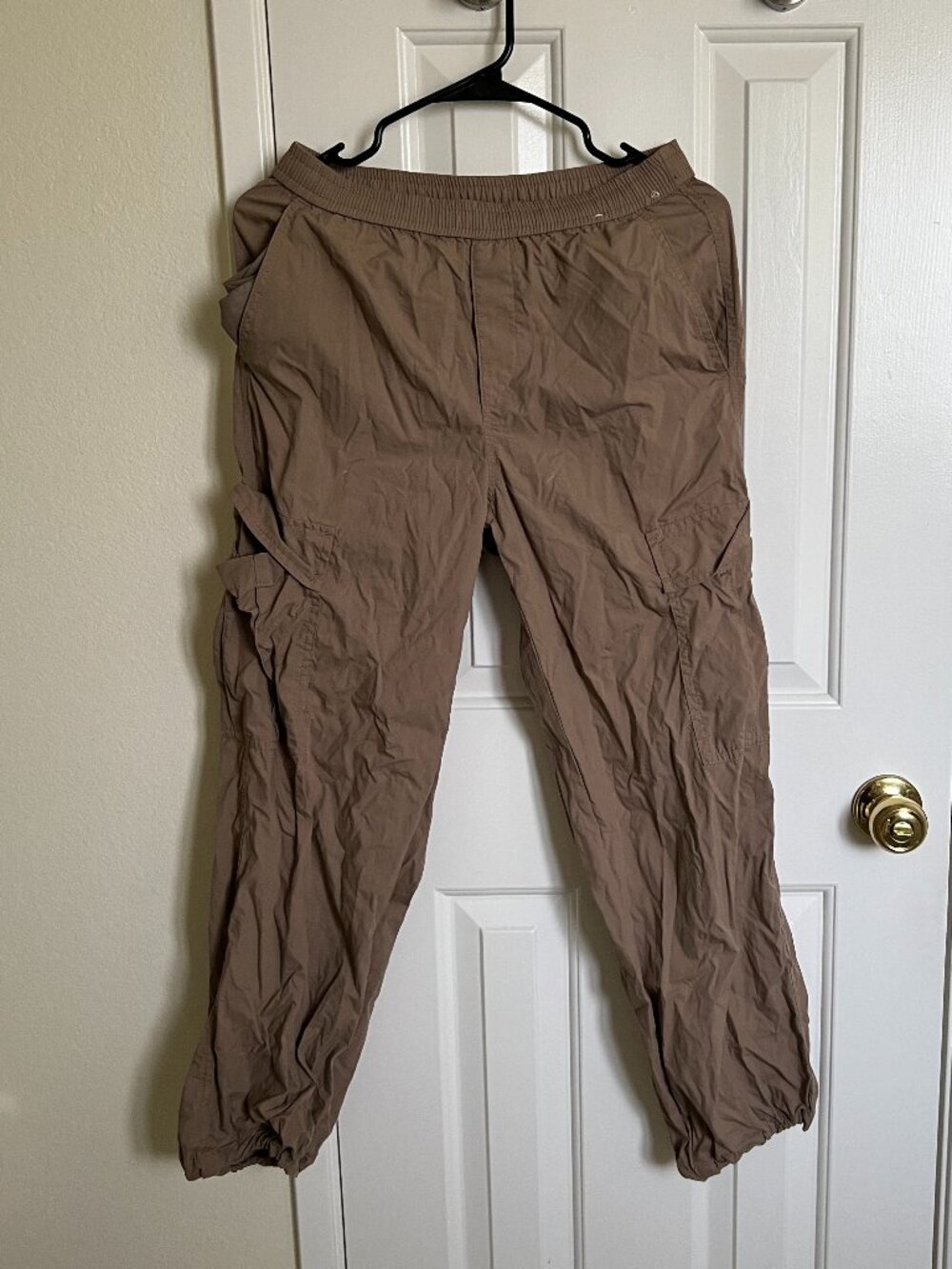 Uniqlo Women Cargo Pants 456106, Tan, Size S
